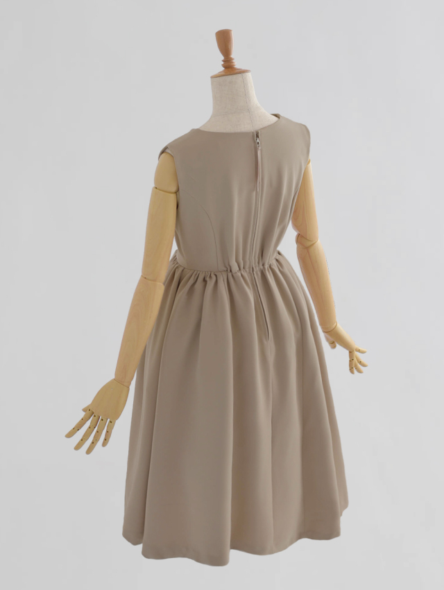 レジーナ【神戸ワンピース専門店】きれいめワンピース,普段着からフォーマルまで対応する上品ワンピース