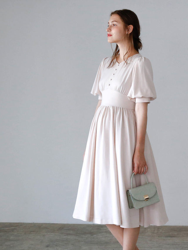 レジーナ スペシャリテ ワンピース ジェシカ 29 K21 お色展開 グリーン ベージュ サイズ展開 38 Sサイズ 7号 40 Mサイズ 9号 42 Lサイズ 11号 レジーナリスレ レジーナ 神戸ワンピース専門店