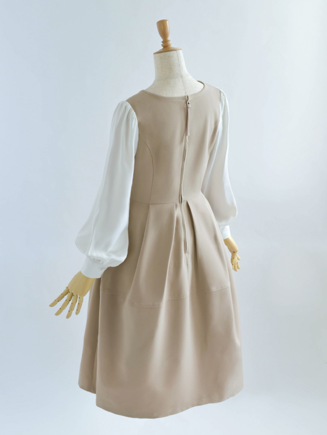 レジーナ【神戸ワンピース専門店】きれいめワンピース,普段着からフォーマルまで対応する上品ワンピース