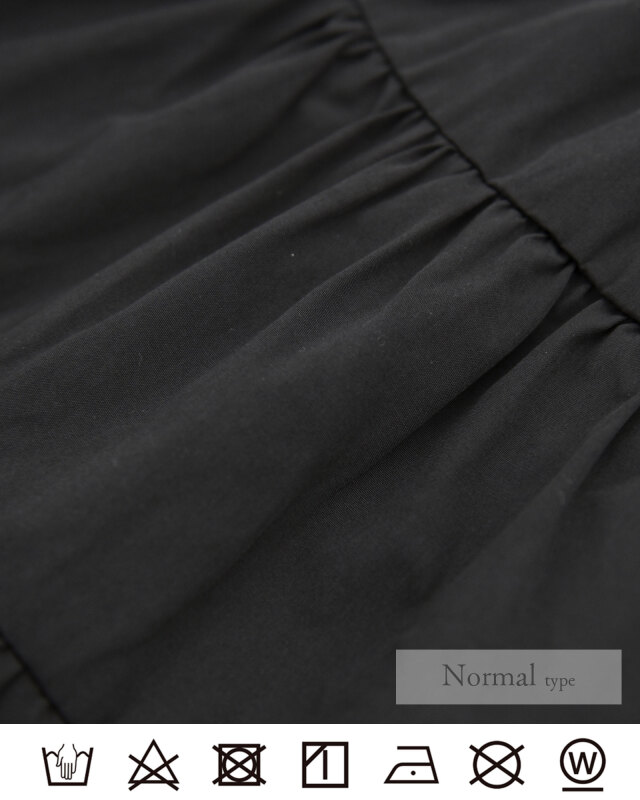 ノーマルタイプの軽やかで柔らかな生地感を写したパニエの素材画像です。