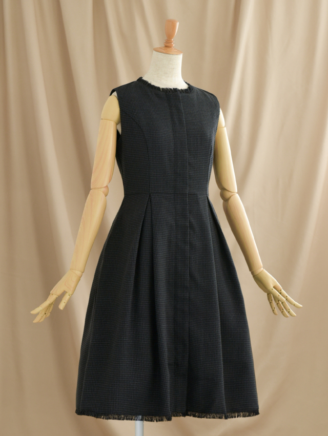 レジーナ【神戸ワンピース専門店】きれいめワンピース,普段着からフォーマルまで対応する上品ワンピース