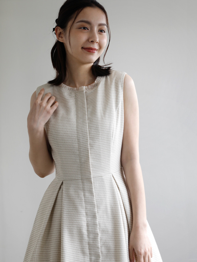 レジーナ【神戸ワンピース専門店】きれいめワンピース,普段着からフォーマルまで対応する上品ワンピース