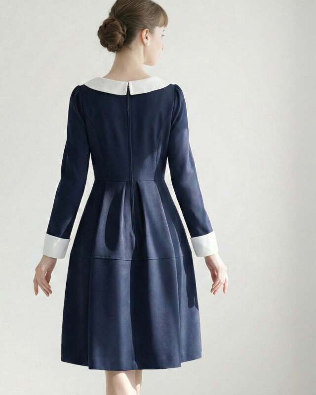 後ろ姿も美しいフレアシルエットの上品ワンピースレジーナ【神戸ワンピース専門店】