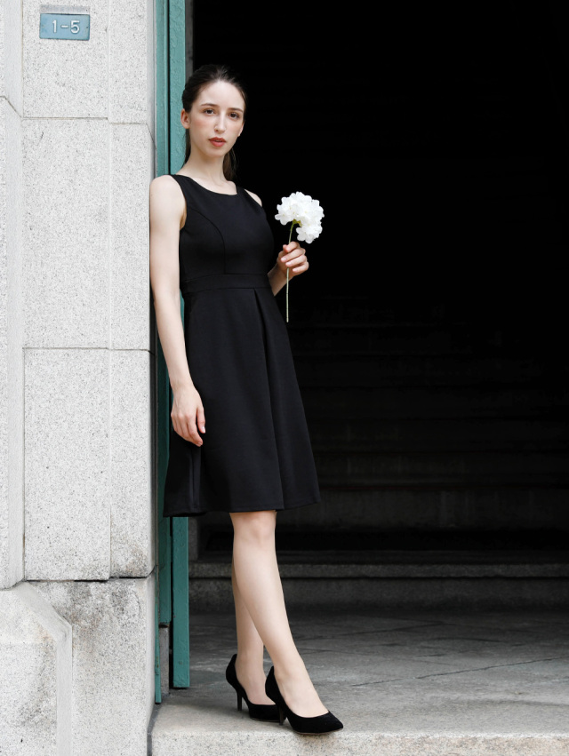 ストレッチ フレア ワンピース】お色展開：ブラック,ネイビー,ベージュ  