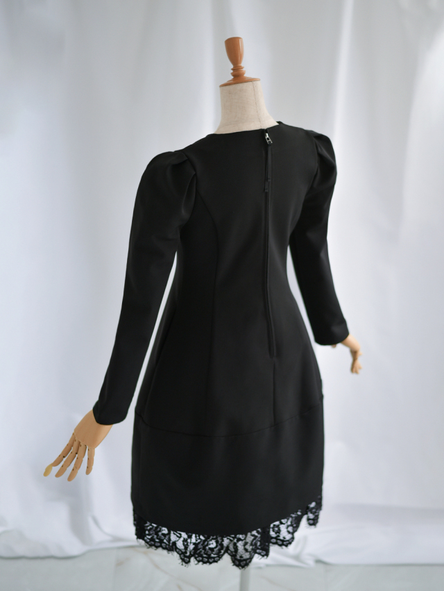 レジーナ【神戸ワンピース専門店】きれいめワンピース,普段着からフォーマルまで対応する上品ワンピース