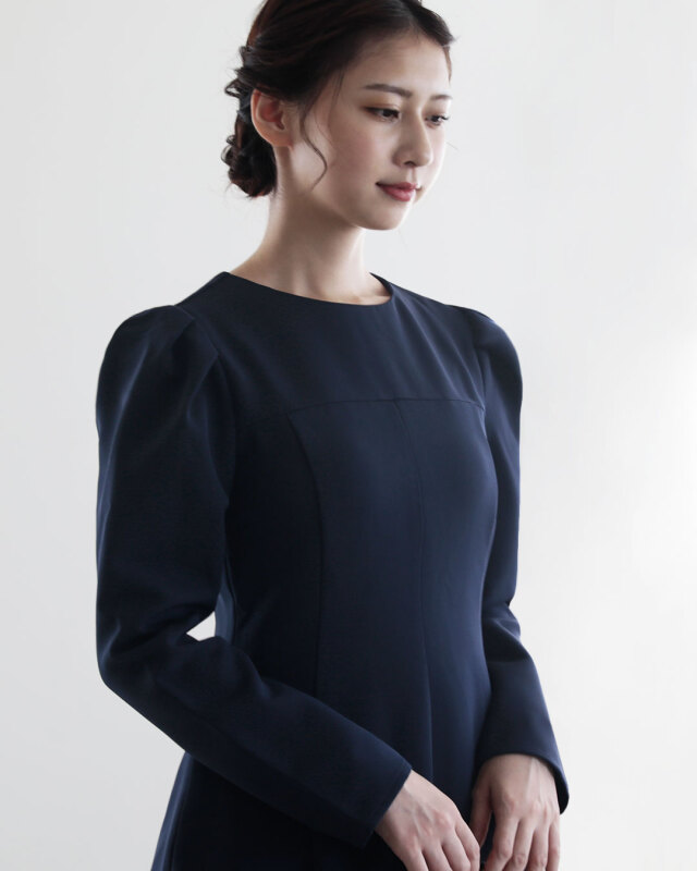 レジーナ【神戸ワンピース専門店】きれいめワンピース,普段着からフォーマルまで対応する上品ワンピース