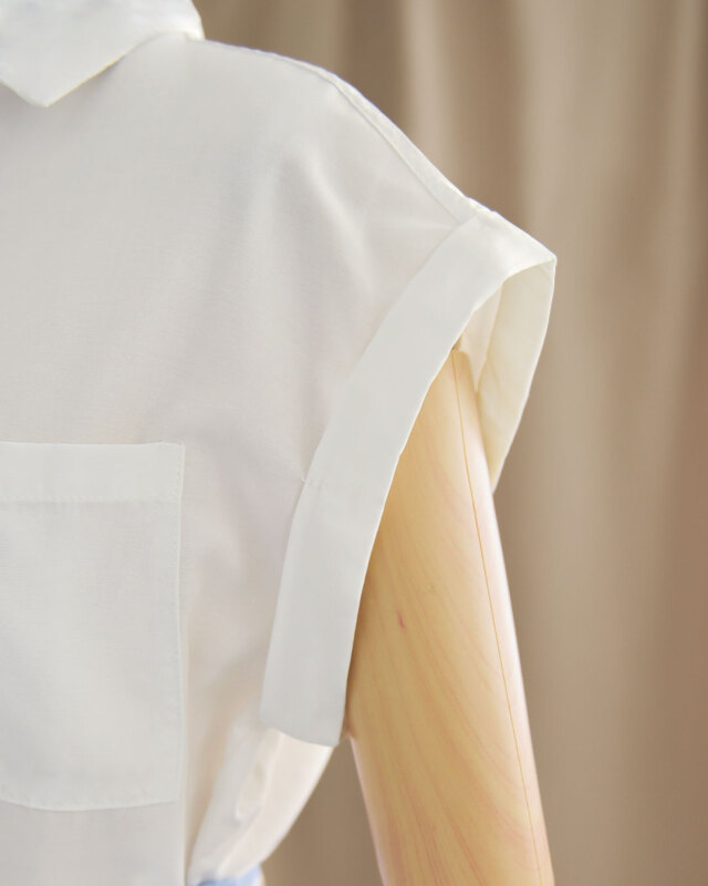 レジーナ【神戸ワンピース専門店】きれいめワンピース,普段着からフォーマルまで対応する上品ワンピース