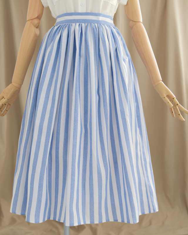 レジーナ【神戸ワンピース専門店】きれいめワンピース,普段着からフォーマルまで対応する上品ワンピース