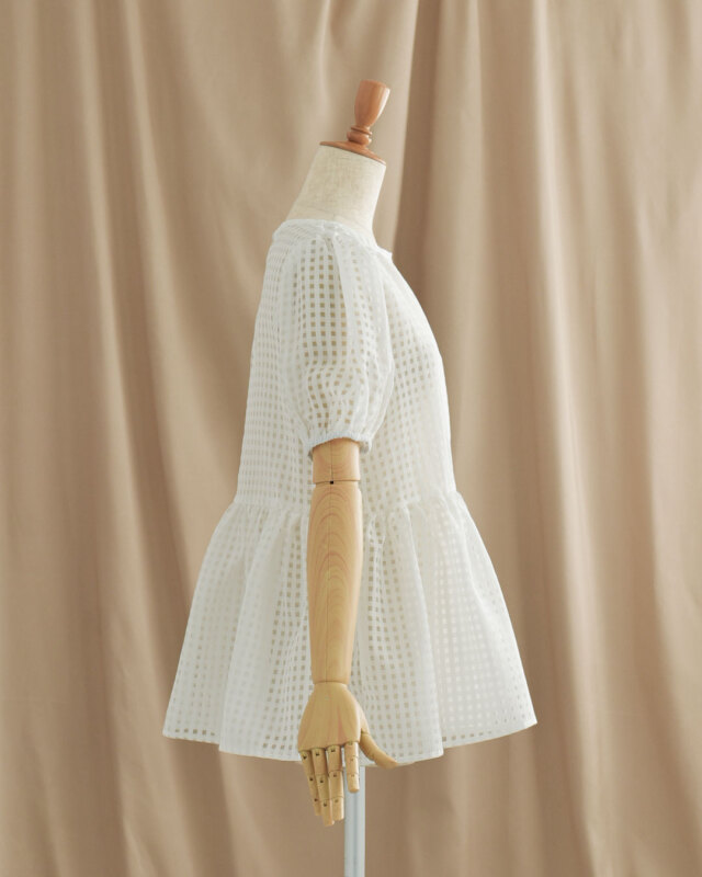 レジーナ【神戸ワンピース専門店】きれいめワンピース,普段着からフォーマルまで対応する上品ワンピース