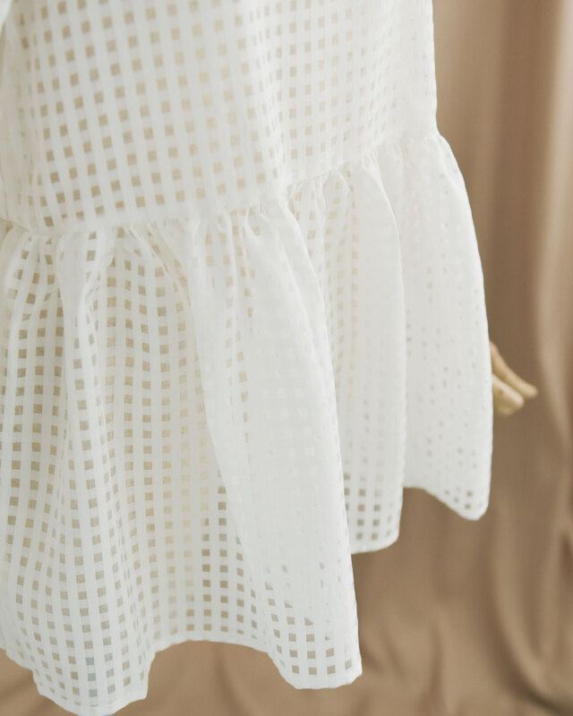 レジーナ【神戸ワンピース専門店】きれいめワンピース,普段着からフォーマルまで対応する上品ワンピース