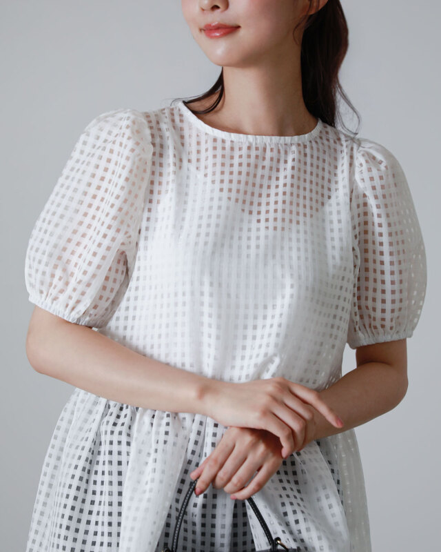 レジーナ【神戸ワンピース専門店】きれいめワンピース,普段着からフォーマルまで対応する上品ワンピース