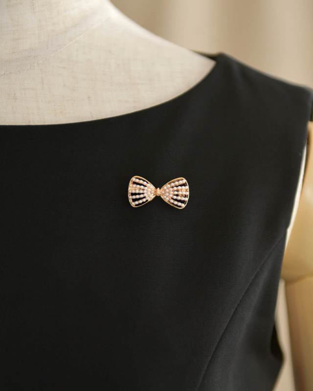 レジーナ【神戸ワンピース専門店】きれいめワンピース,普段着からフォーマルまで対応する上品ワンピース