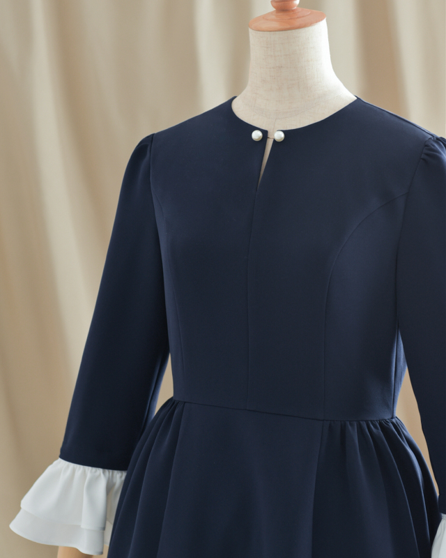 レジーナ【神戸ワンピース専門店】きれいめワンピース,普段着からフォーマルまで対応する上品ワンピース