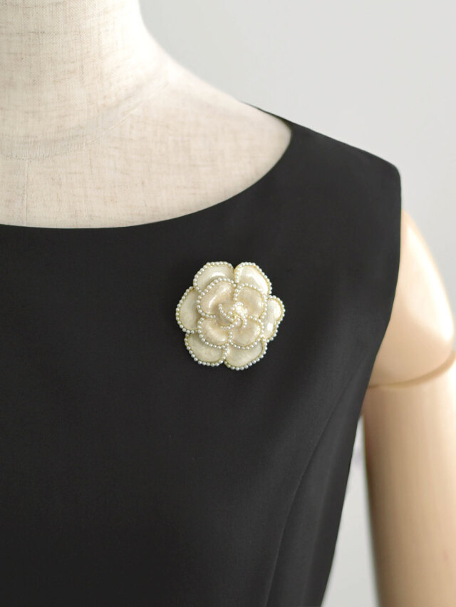 レジーナ【神戸ワンピース専門店】きれいめワンピース,普段着からフォーマルまで対応する上品ワンピース