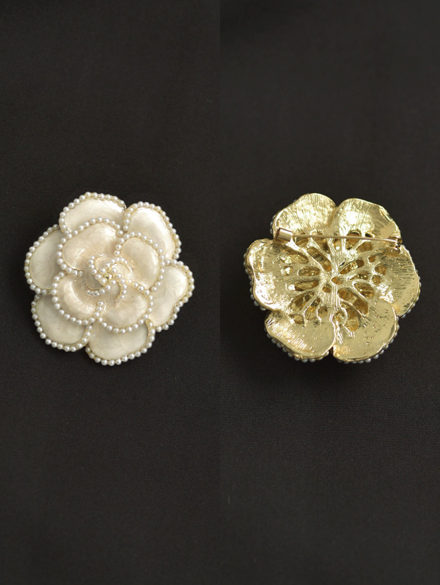 レジーナ【神戸ワンピース専門店】きれいめワンピース,普段着からフォーマルまで対応する上品ワンピース