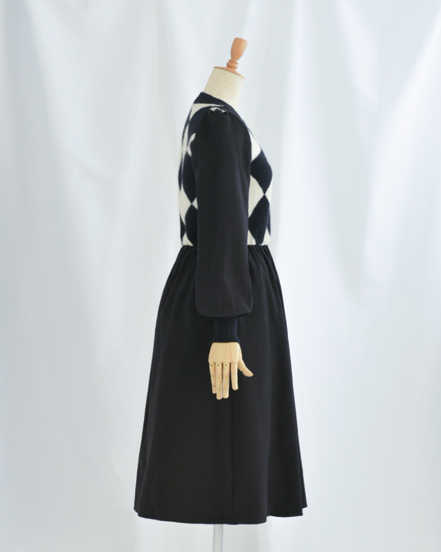 フレア ワンピース ミミ】s059 お色展開：ブラック ／ サイズ展開