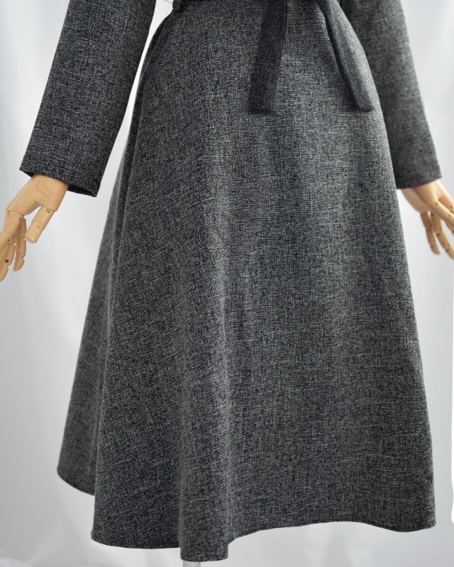 長時間の着用でも疲れにくい柔らかな素材感