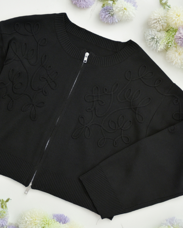 華やかなリボンラインと優しいニット素材の上品カーディガン｜レジーナ【神戸ワンピース専門店】