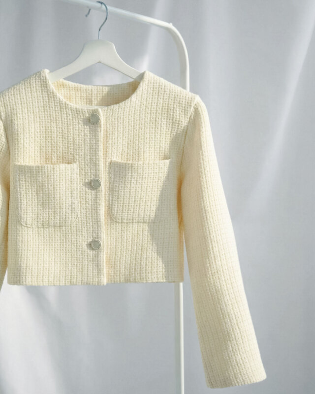 短めトップス切替でスタイルアップが叶う大人のフレアワンピースです。レジーナ【神戸ワンピース専門店】