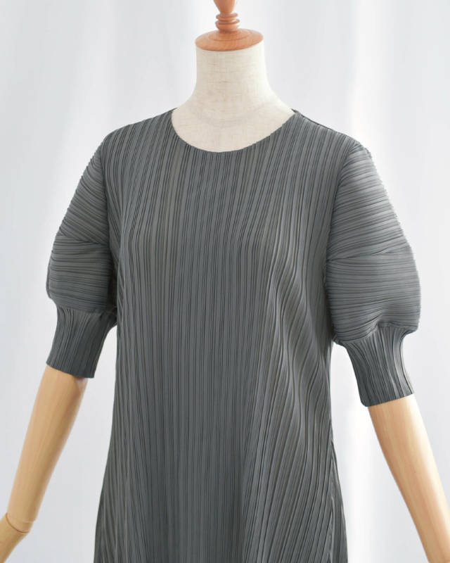 レジーナ【神戸ワンピース専門店】きれいめワンピース,普段着からフォーマルまで対応する上品ワンピース