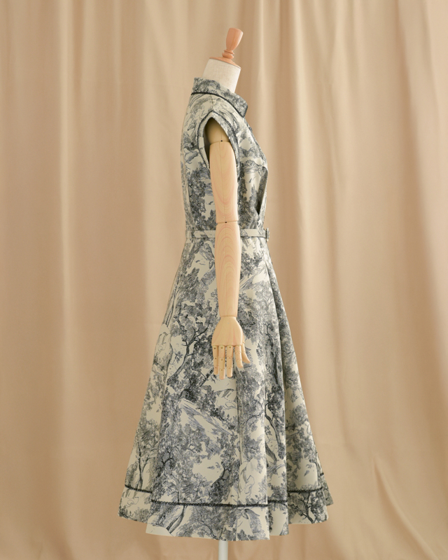 レジーナ【神戸ワンピース専門店】きれいめワンピース,普段着からフォーマルまで対応する上品ワンピース