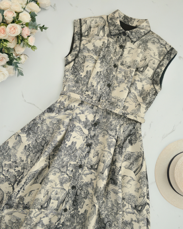 レジーナ【神戸ワンピース専門店】きれいめワンピース,普段着からフォーマルまで対応する上品ワンピース