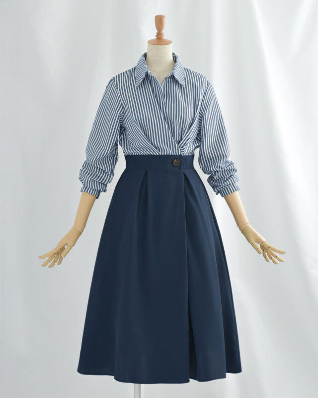 知的で爽やかな印象のブルーのドッキングワンピース Docking Onepiece Lien