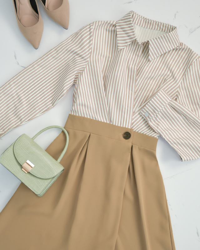 美人襟と優雅フレアが魅力のドッキングワンピース Docking Onepiece Lien