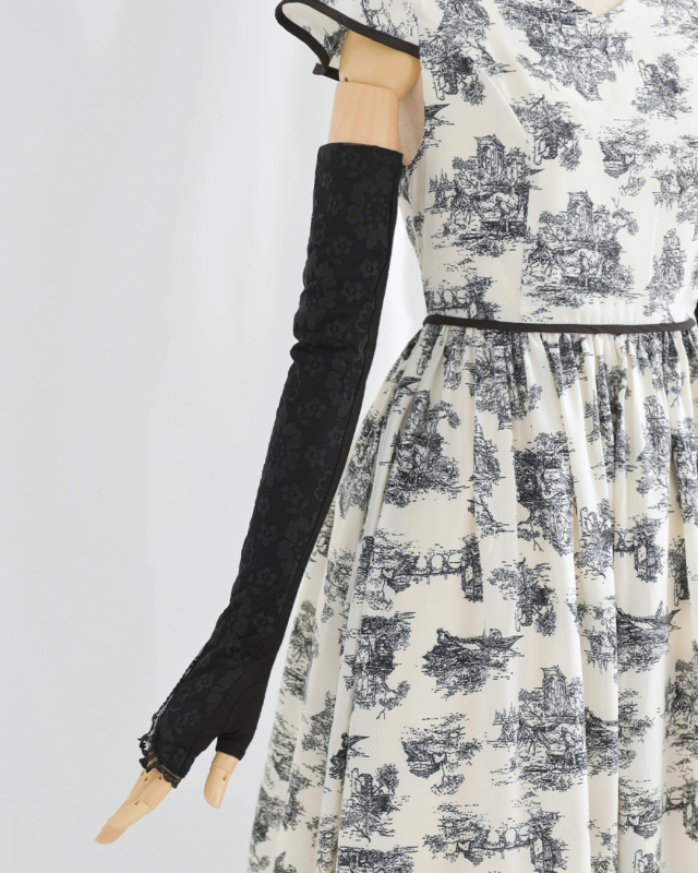 レジーナ【神戸ワンピース専門店】きれいめワンピース,普段着からフォーマルまで対応する上品ワンピース