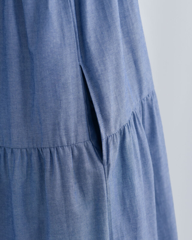 両サイドポケット付きで機能性にも配慮したデザインワンピース