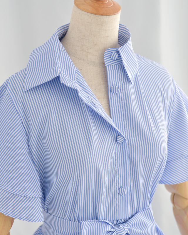 清楚な印象の襟付きシャツデザインでキレイ見えが叶う大人ワンピース