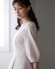 レジーナ【神戸ワンピース専門店】マリナ