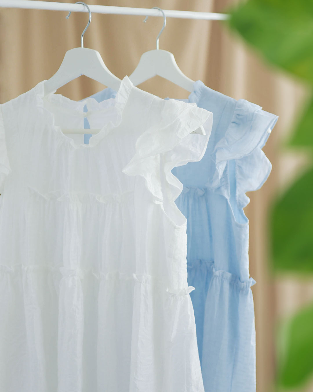 チュニック フリル フレア】s032 お色展開：ホワイト,ブルー ／ サイズ