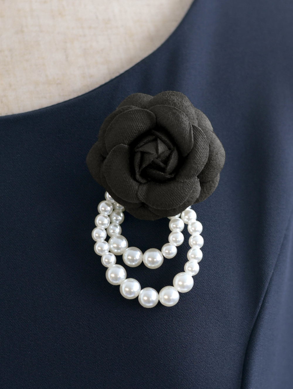 René ビジューパールブローチ REGINA RISURRE（レジーナリスレ） 【ブローチ ローズ＆パール】s0477