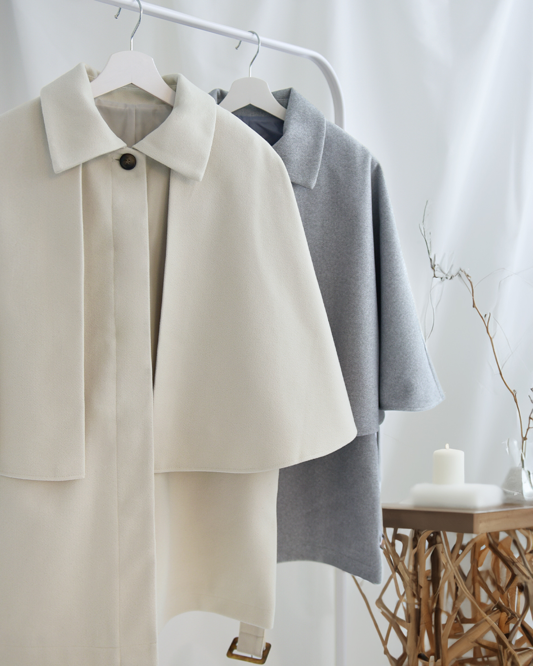 モダン ケープ コート】 お色展開：ホワイト,グレー ／ サイズ展開