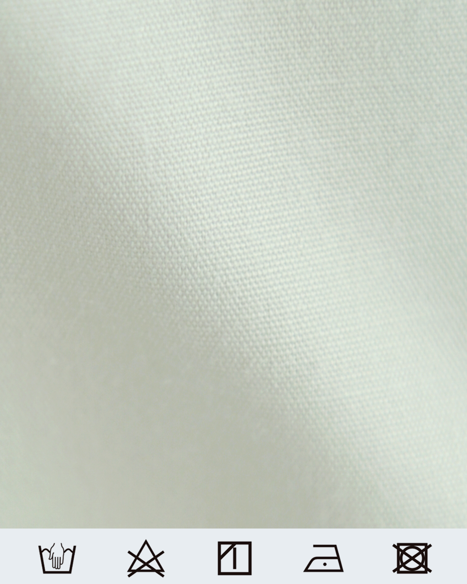 グレーベージュ生地の質感と上品な織り目が美しい春夏ワンピース素材