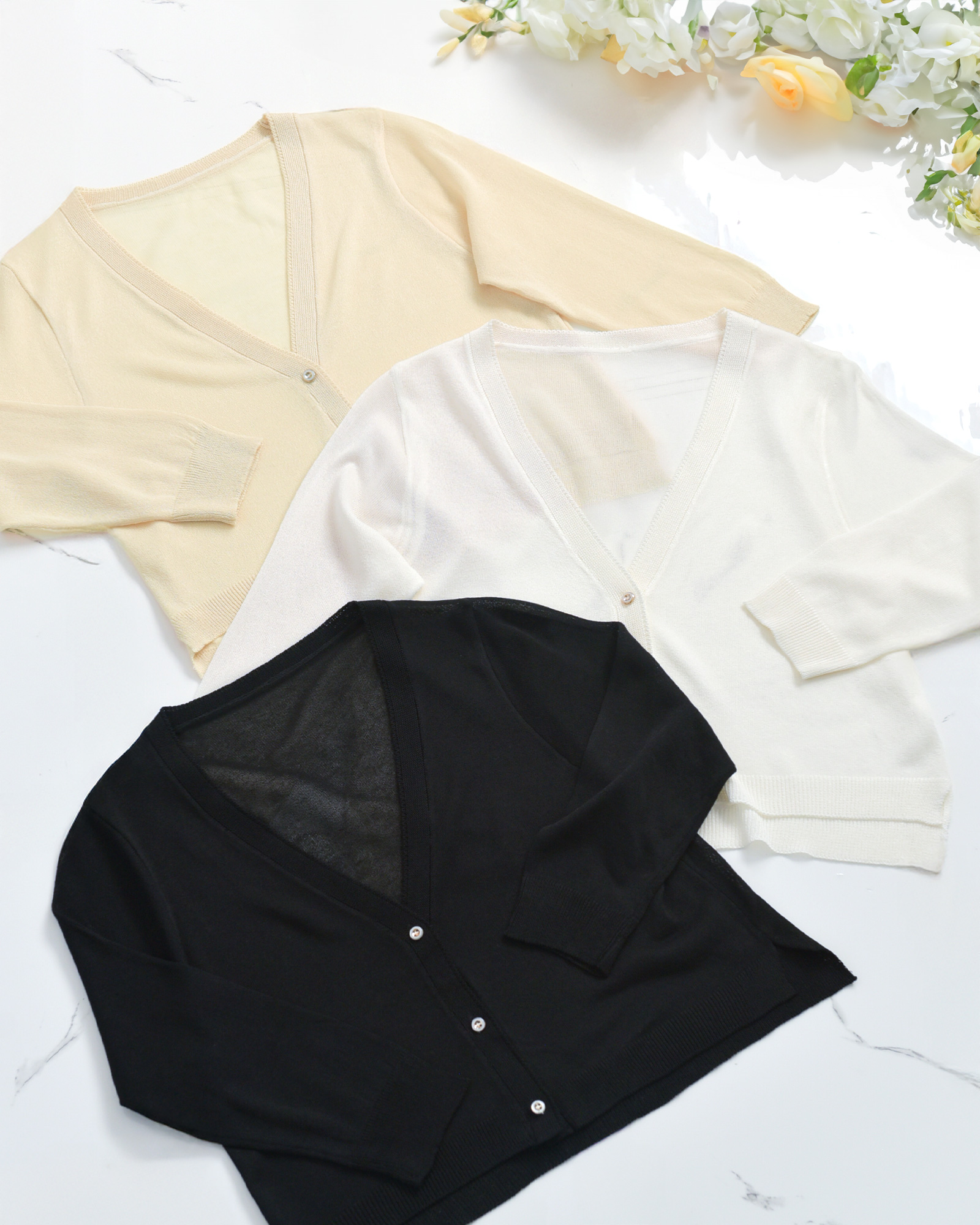 3色から選べる大人のきれいめカーディガン コーデに合わせやすいカラー展開