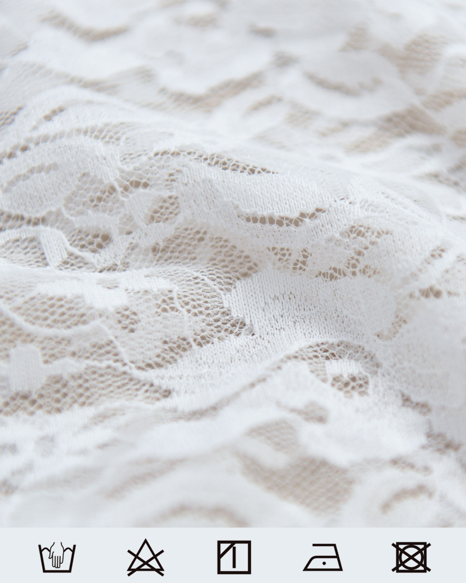 エレガントに映える総レースの質感