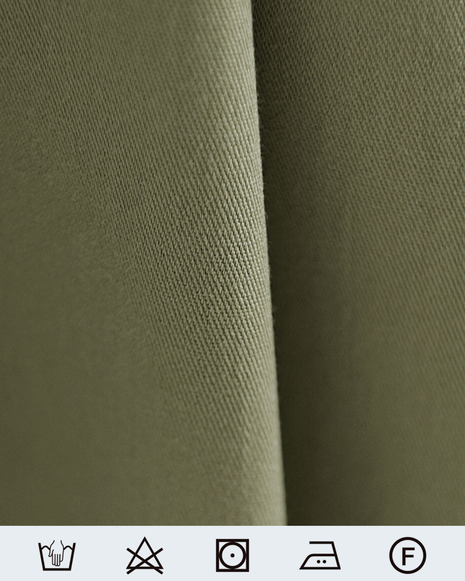 上品なマット感が魅力の高品質ツイル素材の大人ワンピース