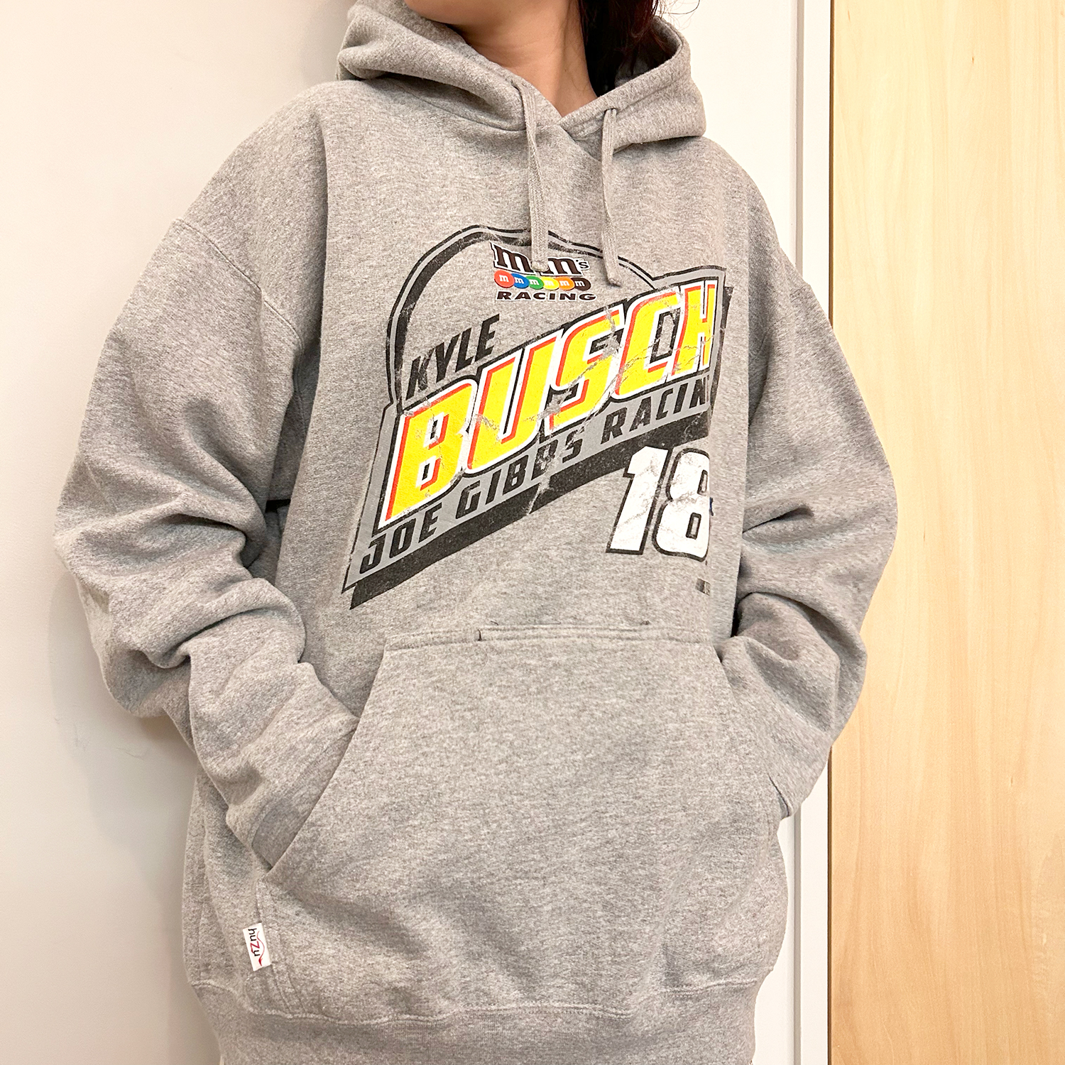 M&M's エムアンドエムズ フーディ