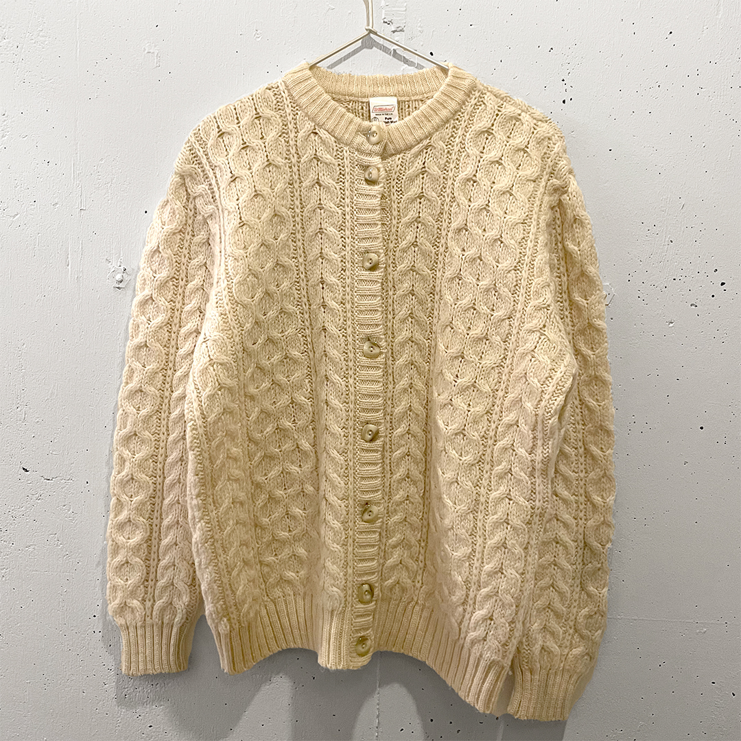 ケーブルニットカーディガン ホワイト