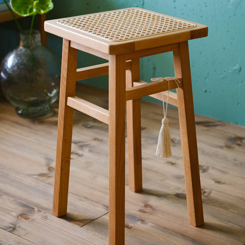 AMU STOOL