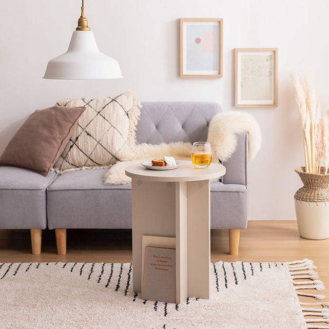 Luna ラウンドサイドテーブル