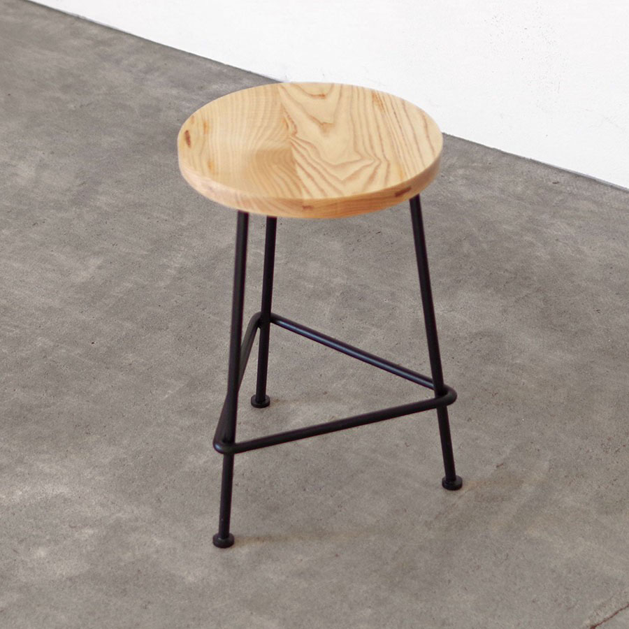SL IRON STOOL