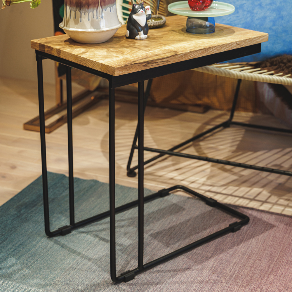 U OAK SIDE TABLE