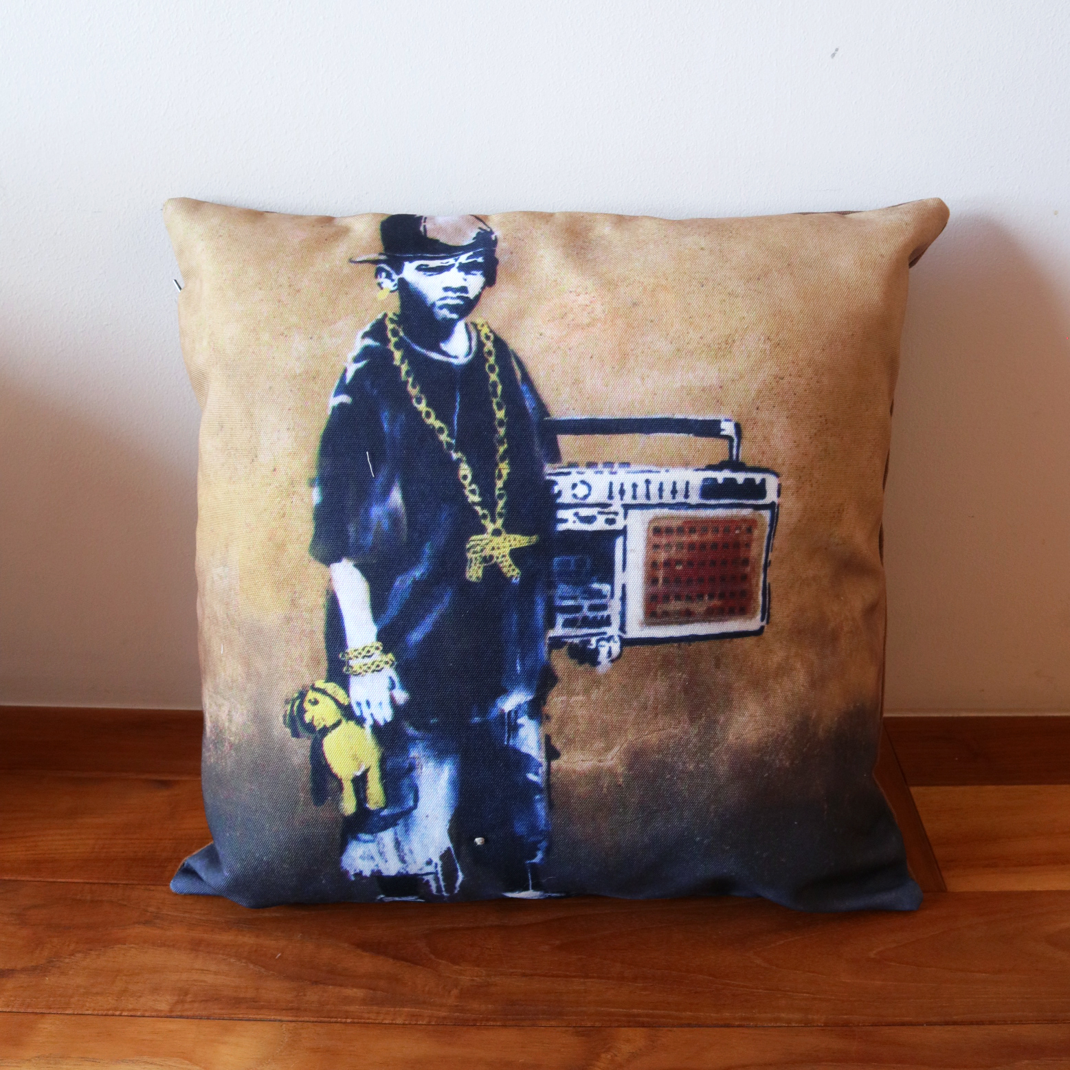 BRANDALISED クッションカバー “Boy with a teddy” 45×45