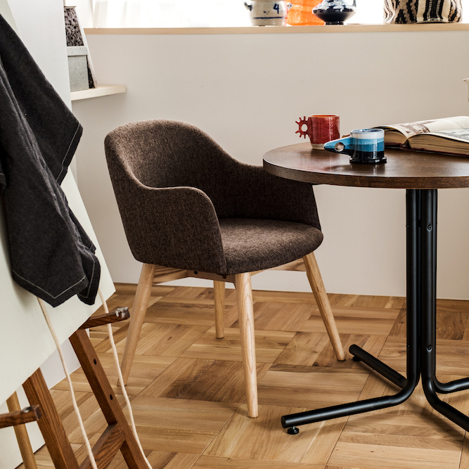 カラメリ チェア ブラウン