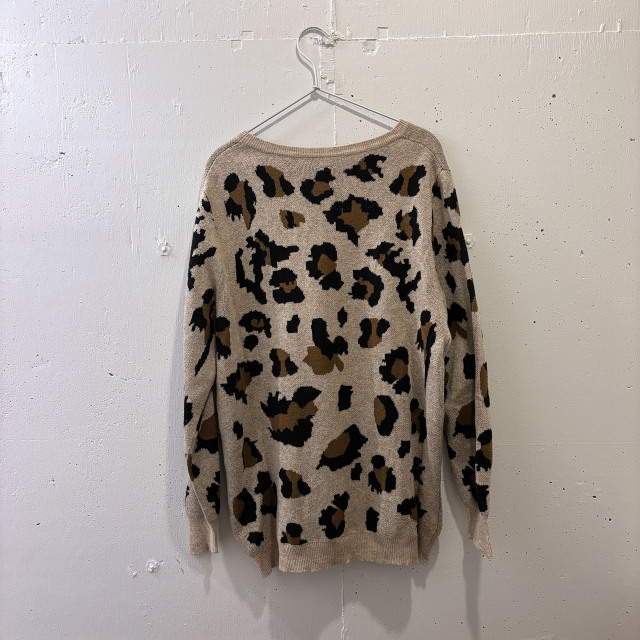 PULL&BEAR ヒョウ柄ニット