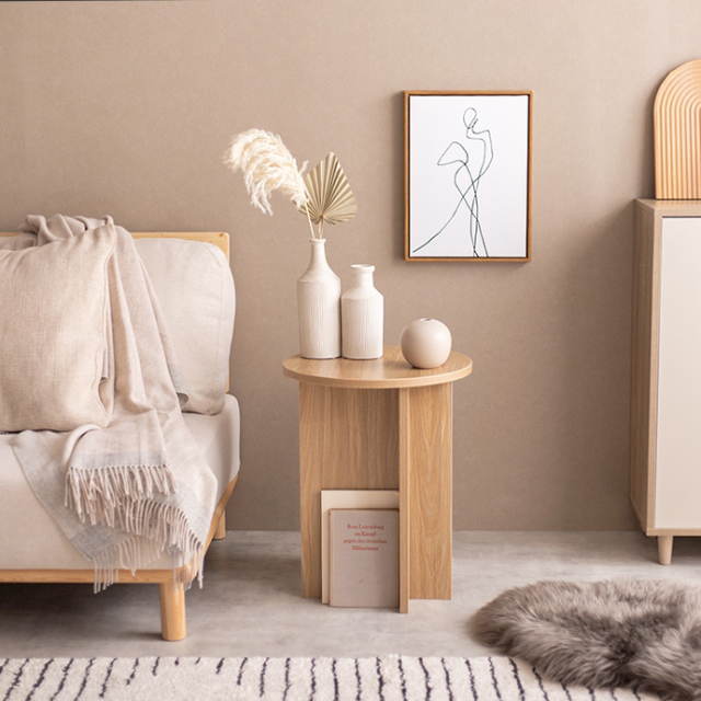 Luna ラウンドサイドテーブル