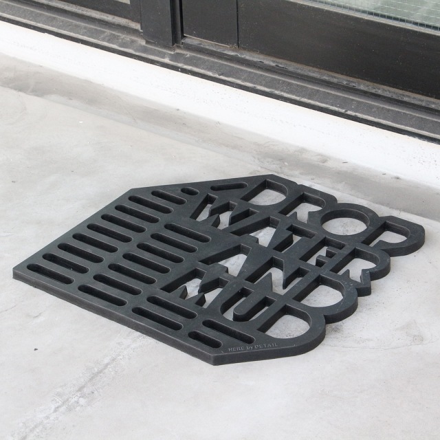 RUBBER MAT “Drop water and mud”